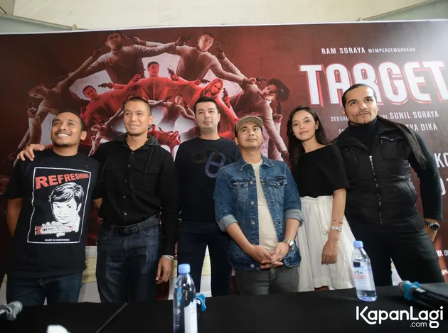 Raditya Dika - Anissa Aziza