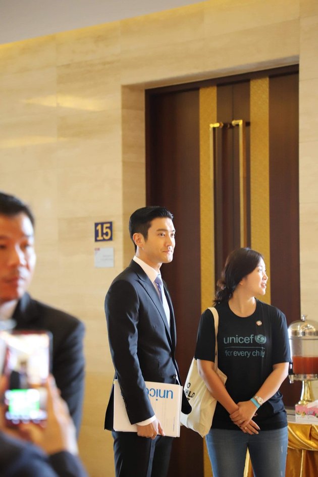 Choi Siwon Appointed as UNICEF Regional Ambassador, His Style Resembles a President