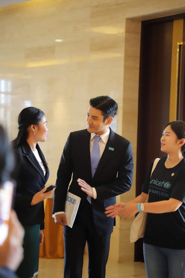 Choi Siwon Appointed as UNICEF Regional Ambassador, His Style Resembles a President