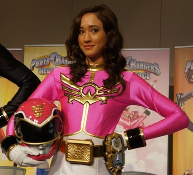 power rangers, pemeran power rangers, power rangers pink, power rangers yang paling cantik