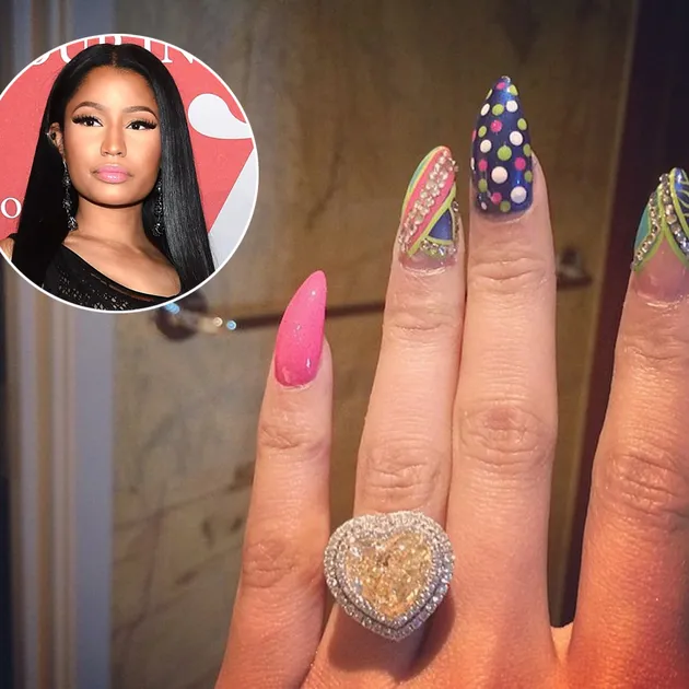 Cincin Tunangan Artis Hollywood