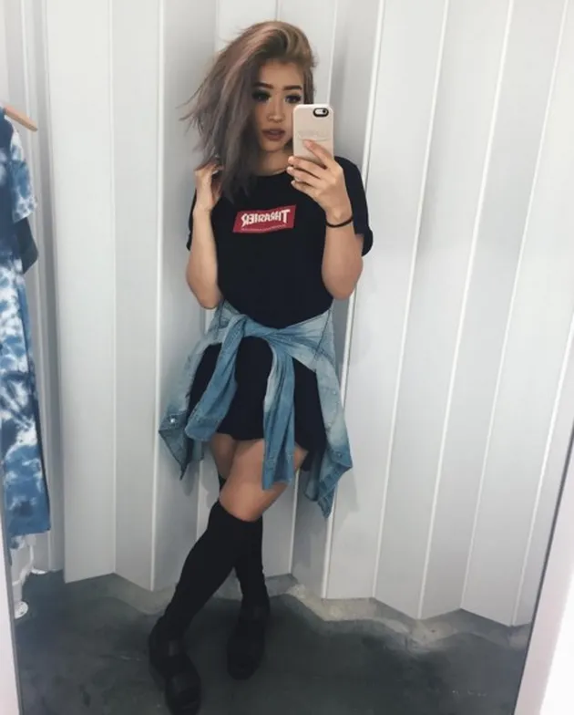 Cindercella, Beauty Vlogger