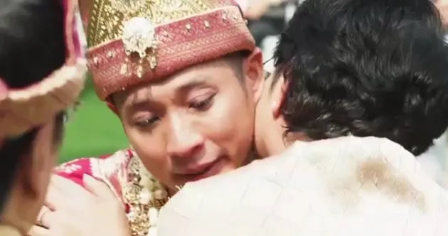 Putri Titian - Junior Liem 