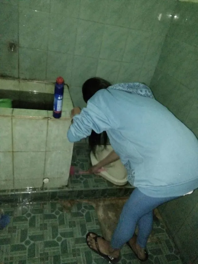 foto-foto sejoli tertangkap bermesraan di Malang