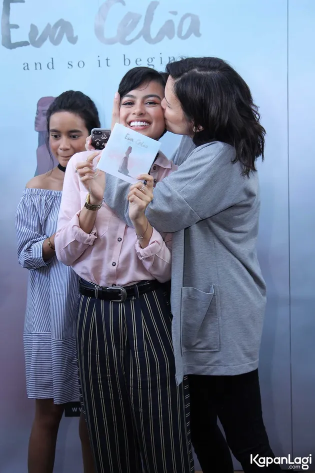 Sophia Latjuba - Eva Celia