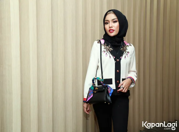 Medina Zein - Lukman Azhari - Ayu Azhari