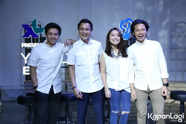 HiVi rilis album dalam format USB