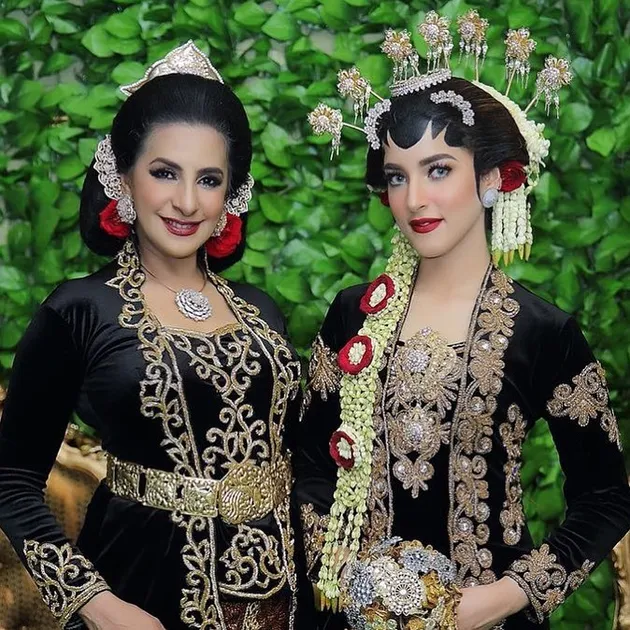 FOTO DANDAN DENGAN PAES SOLO TASYA FARASYA SECANTIK FOTO DANDAN DENGAN PAES SOLO TASYA FARASYA SECANTIK