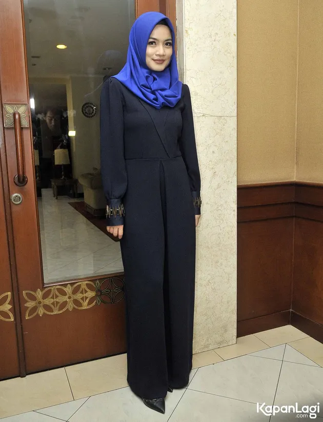 Titi Kamal pakai hijab