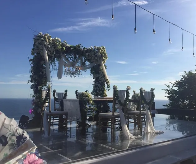 Dekorasi Nikahan Raya Kohandi