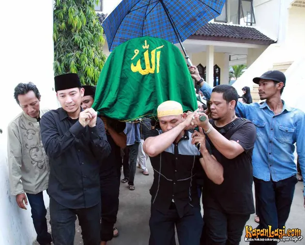 ayah Deni Cagur meninggal dunia