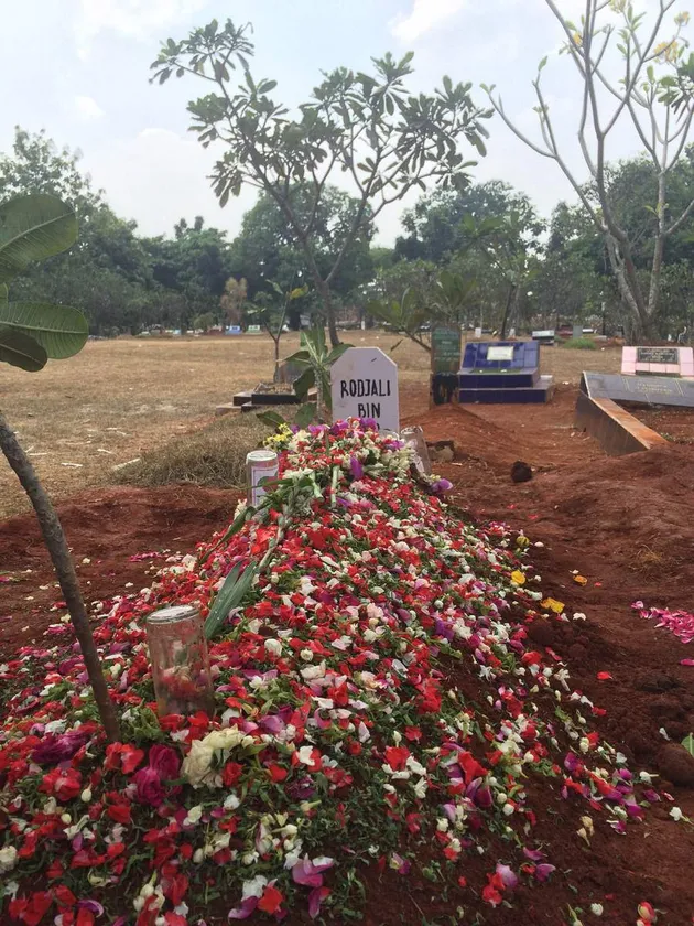 ayah Deni Cagur meninggal dunia