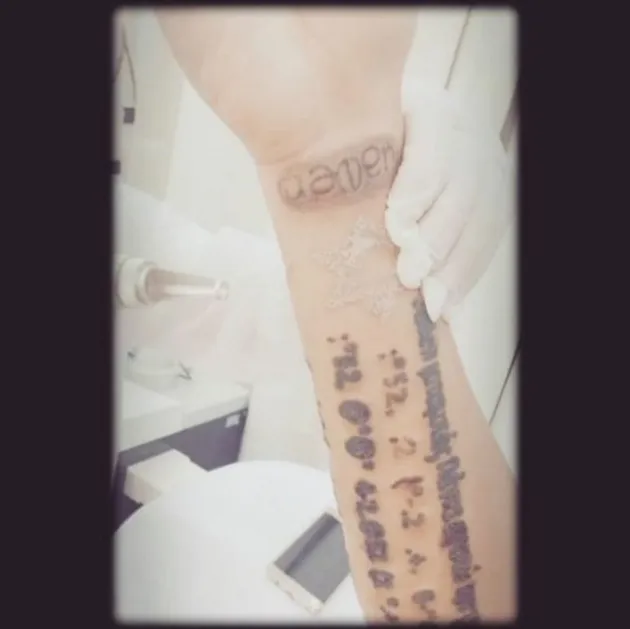 Egi John Hapus Tato