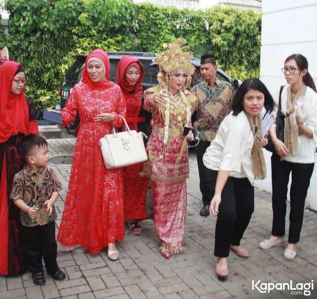Putri Titian - Junior Liem Menikah