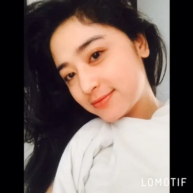 Dewi Perssik Tanpa Makeup