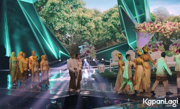 Dewi Perssik - Angga Wijaya