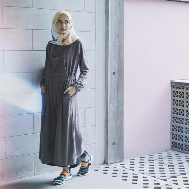 FOTO: DHATU REMBULAN, ISTRI TRIA CHANGCUTERS YANG CANTIK 