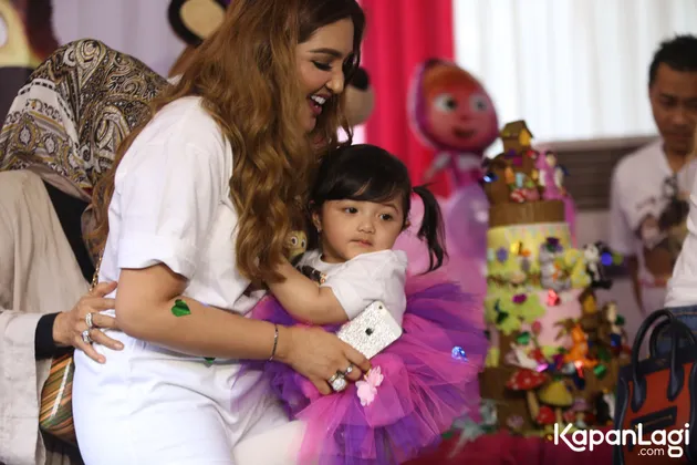 Pesta ulang tahun Arsy yang kedua