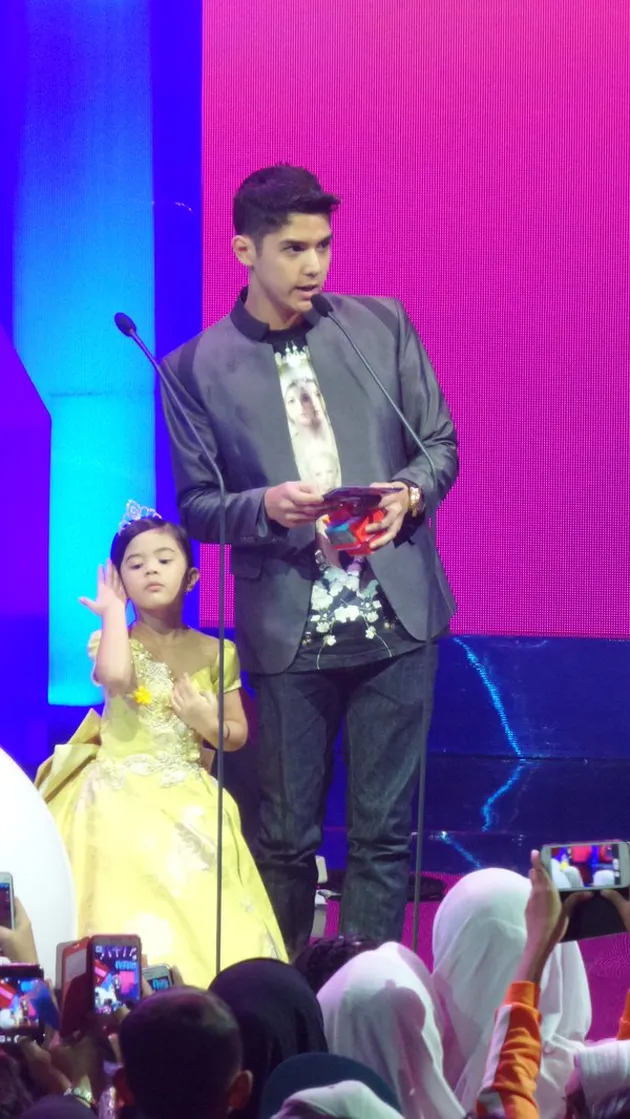 Mom and Kids Awards 2015