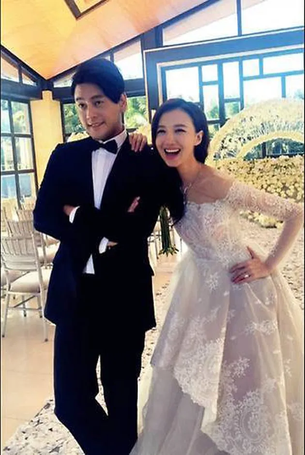 Ken Zhu - Vivian Han