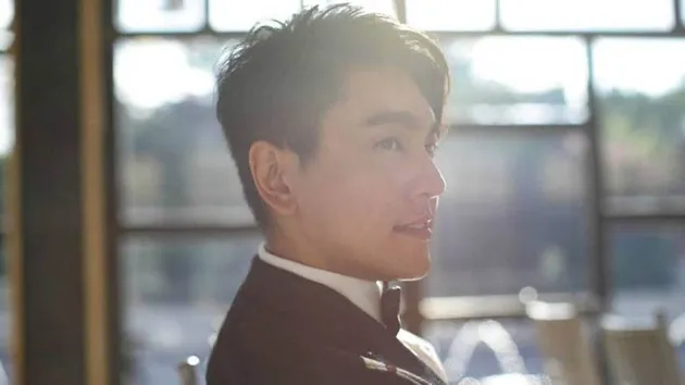 Ken Zhu - Vivian Han