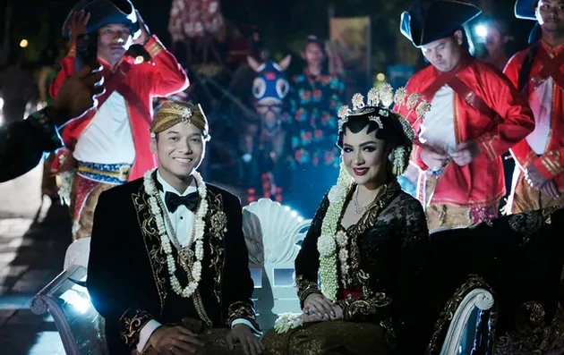 Vicky Shu - Ade Imam Menikah