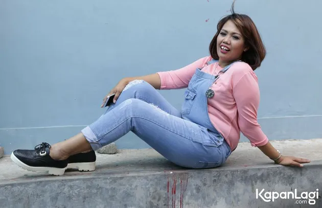 Elly Sugigi