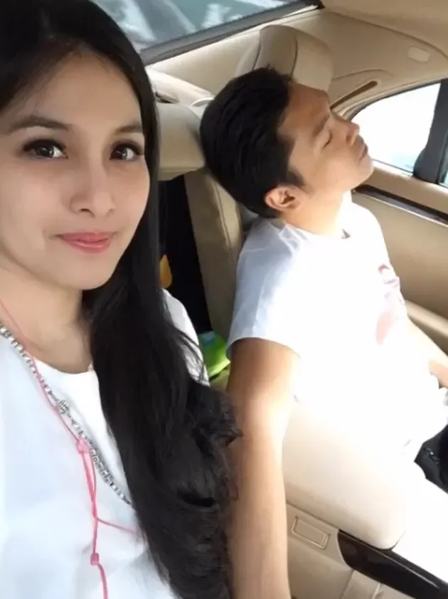 Sandra Dewi