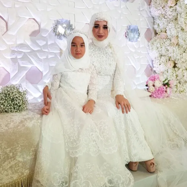 FOTO: DIGELAR PRIVAT, INI SUASANA AKAD NIKAH LAUDYA 