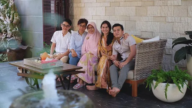DIHACK, IG PACAR IRISH BELLA 'PENUH' FOTO REZKY ADITYA ...