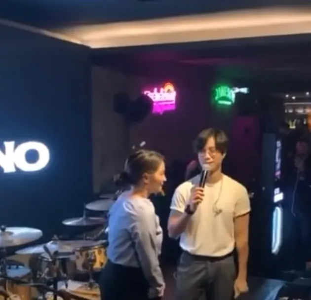 dikta dan enzy storia