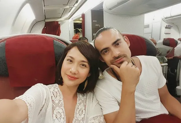 BCL dan Ashraf Mesra di Bali