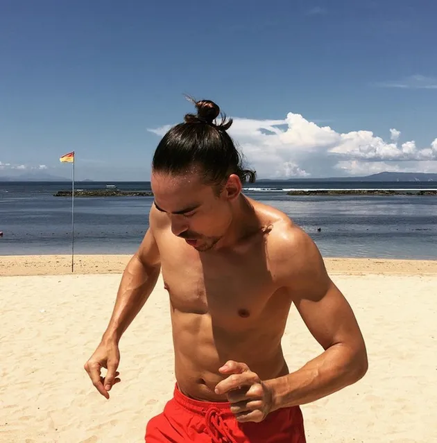 BCL dan Ashraf Mesra di Bali