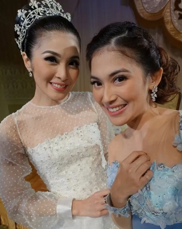 Kartika Dewi Adik Sandra Dewi 