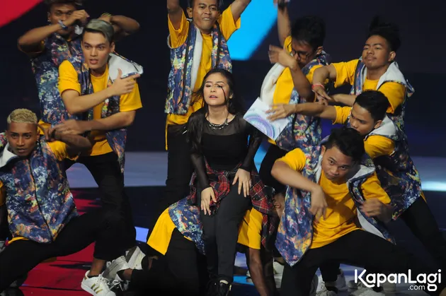 Aliando Syarief - Prilly Latuconsina
