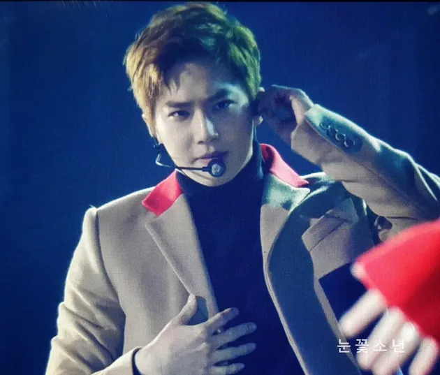 Mic EXO Rusak