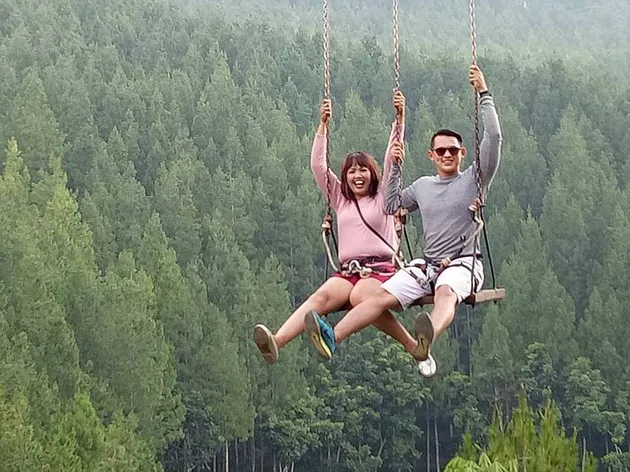 Elly Sugigi dan Pacar