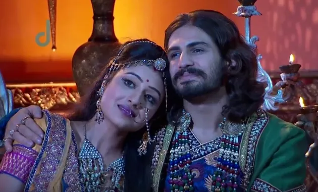 [FOTO] ENDING 'JODHA AKBAR', PELUKAN JALAL DAN TANGIS 