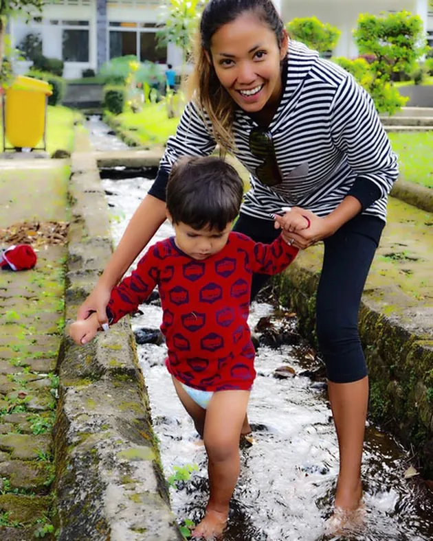 Enrico, Anak Shanty Paredes 