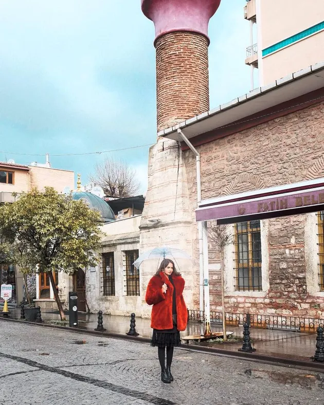 Enzy Storia, Jessica Mila