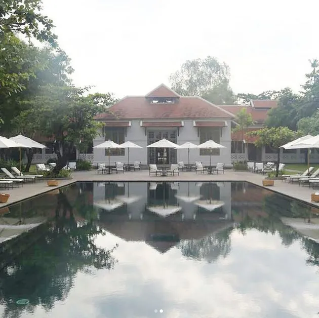 Farah Quinn ke Laos
