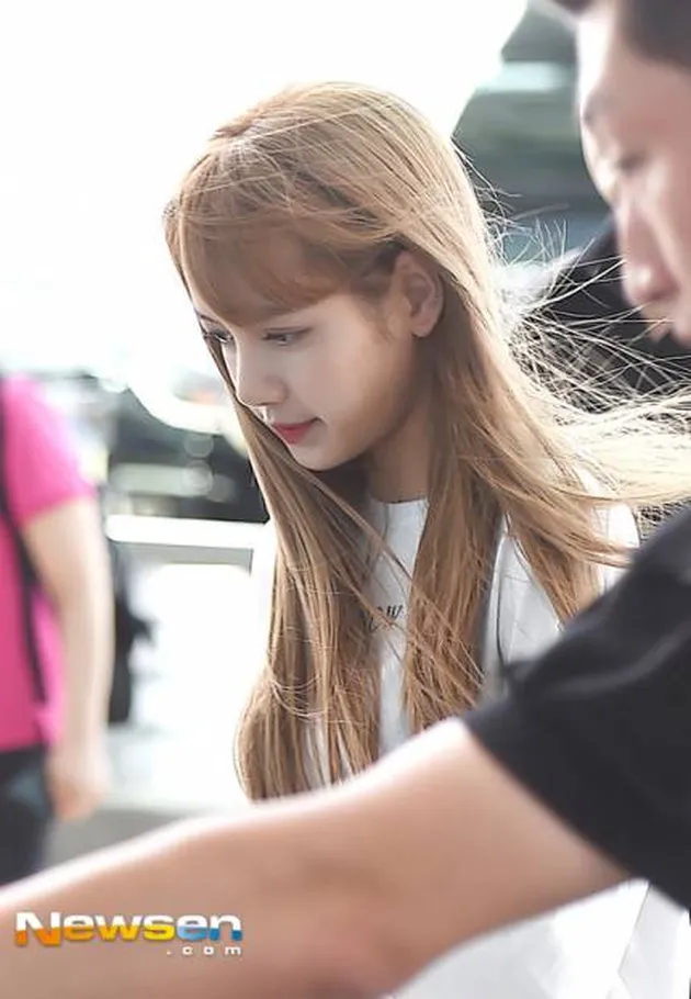 lisa blackpink ke indonesia