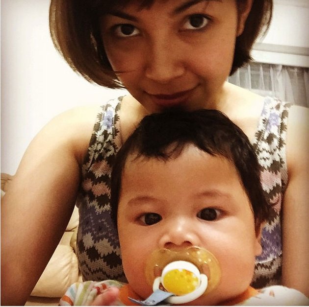 [FOTO] FASHION MAMA GAUL ALA RATNA GALIH, MENOLAK TUA 