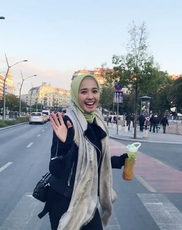 Fashion Hijab Laudya Cynthia Bella