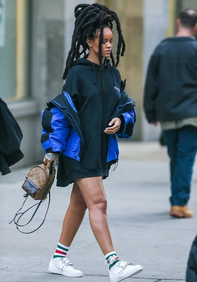Fashion Unik Rihanna