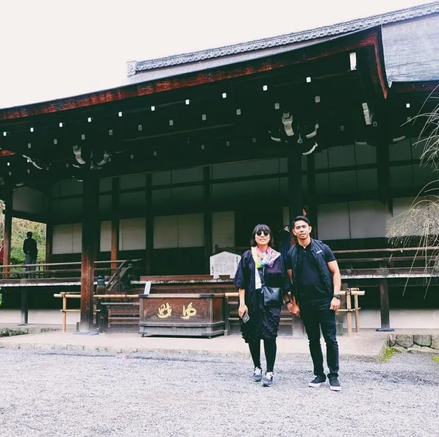 Fitri Tropica Liburan ke Jepang