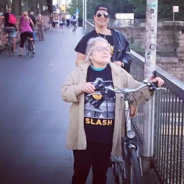 Photobomb Kocak