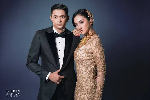 FOTO: GALERI PHOTOSHOOT TERBARU TENGKU DEWI & ANDREW 