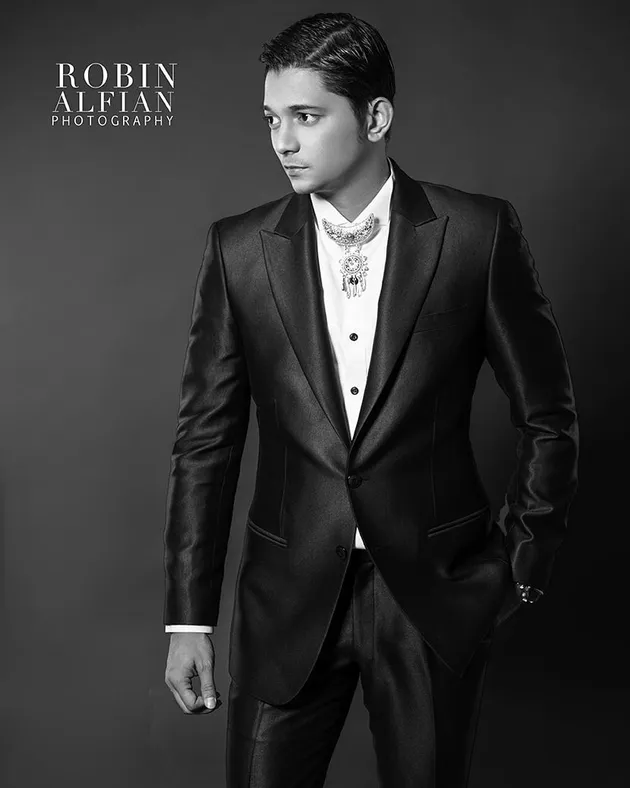 Andrew Andika, Tengku Dewi