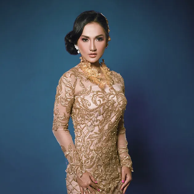 Andrew Andika, Tengku Dewi